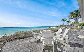 105 Pelican Circle